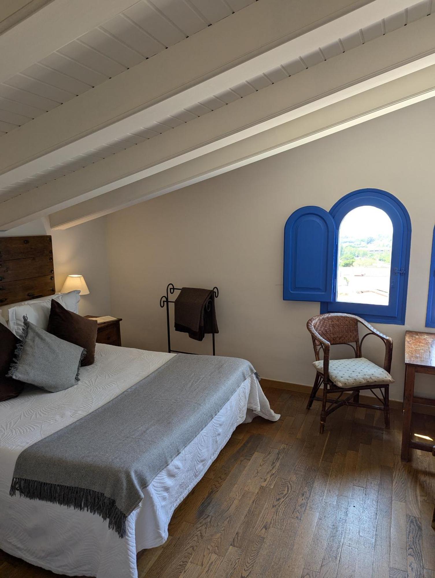 Hotel De La Placa - Boutique Cabrils