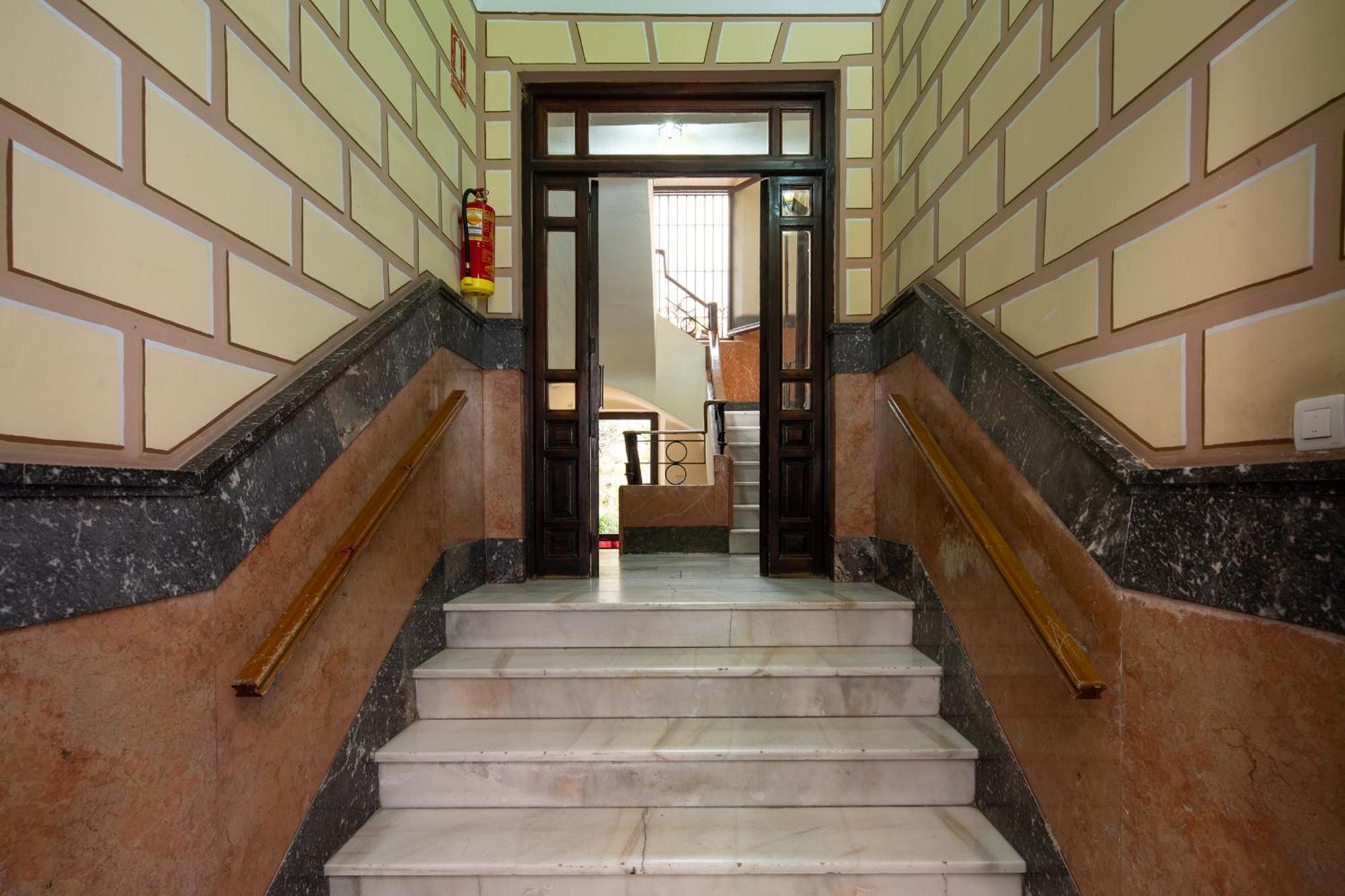 Parking Free, Vintage Haven Apartment Granada