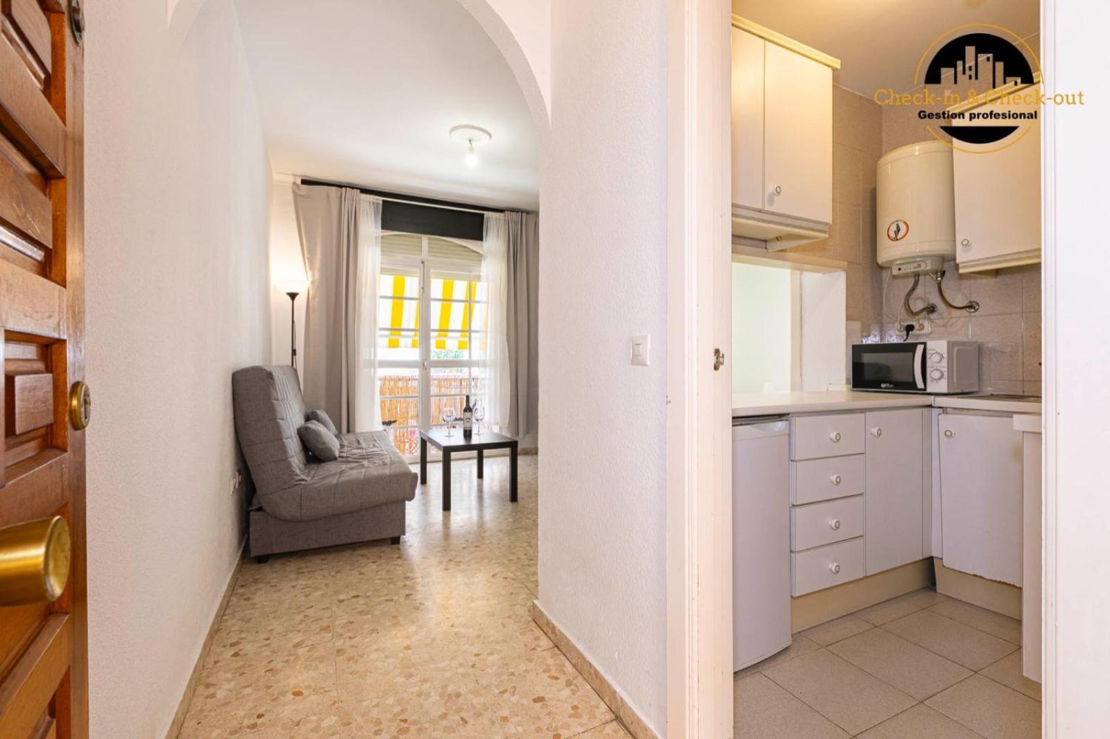 Apartamento El Bajondillo A 30 Metros De La Playa Torremolinos