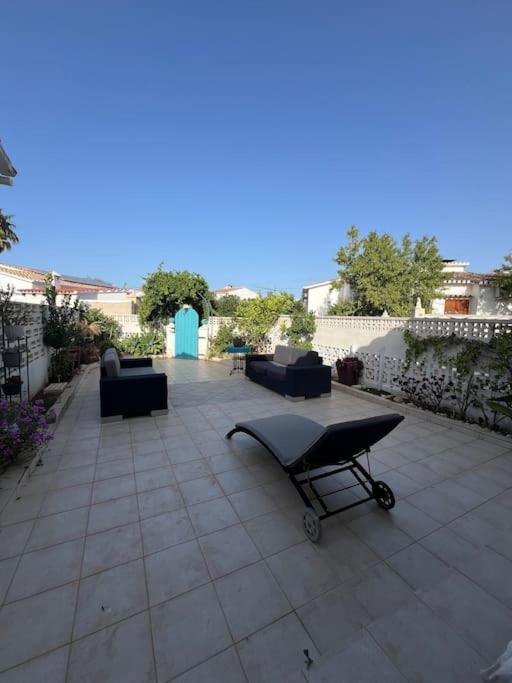 Casa En Les Marines, Holiday home *