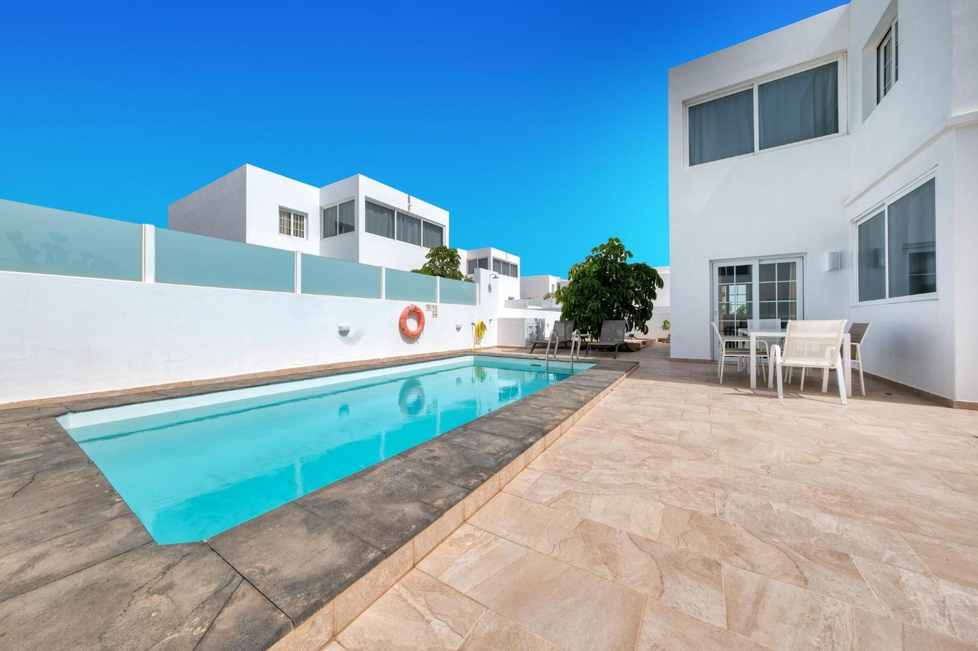 Lanzarote 2-private Pool, Bbq, Air-con Сasa de vacaciones *