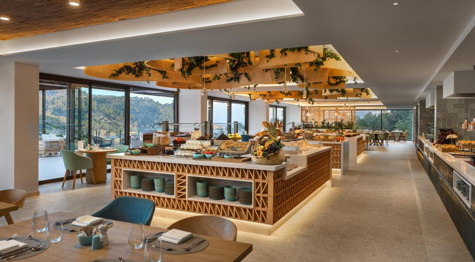 Hotel Cala San Miguel Ibiza, Curio Collection By Hilton, Adults Only 5*