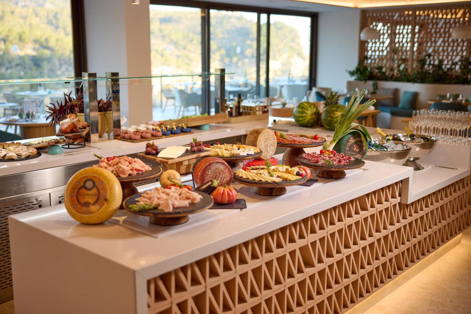 Cala San Miguel Ibiza, Curio Collection By Hilton, Adults Only Hotel Port de Sant Miguel