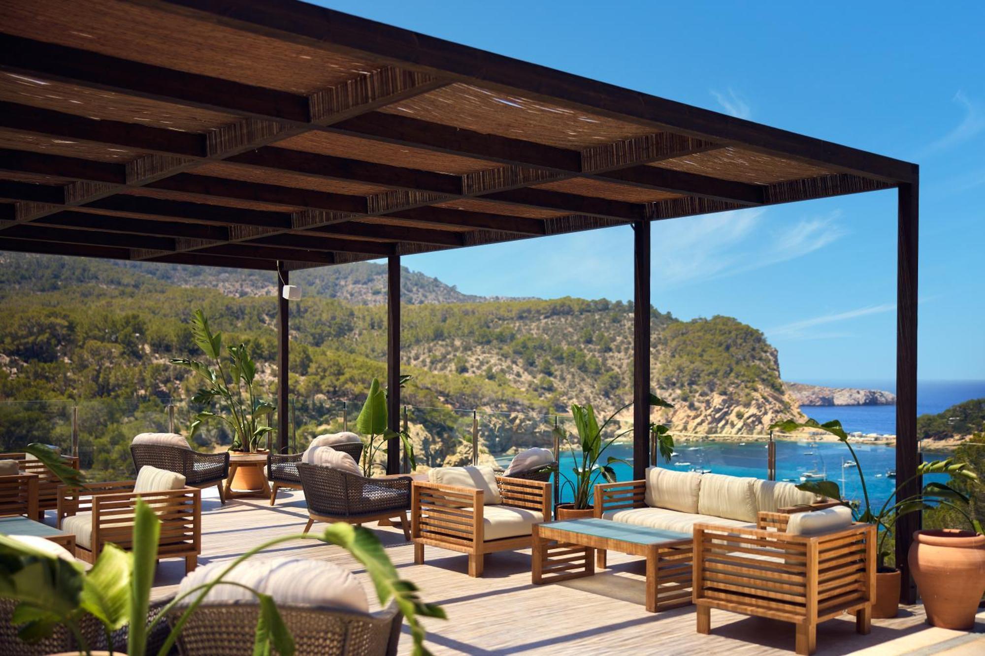 Cala San Miguel Ibiza, Curio Collection By Hilton, Adults Only Port de Sant Miguel
