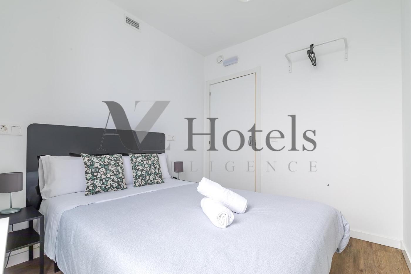 Ayz Princesa-auto Check-in * Madrid