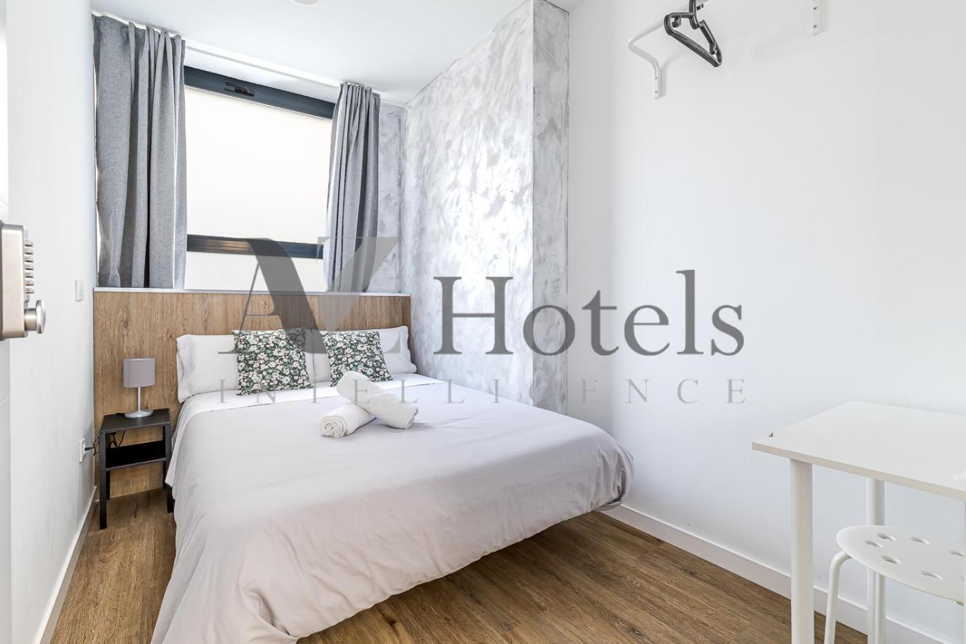 Hotel Ayz Princesa-auto Check-in Madrid