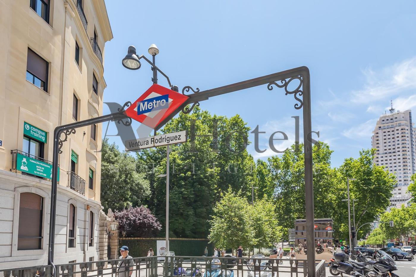 Ayz Princesa-auto Check-in Madrid