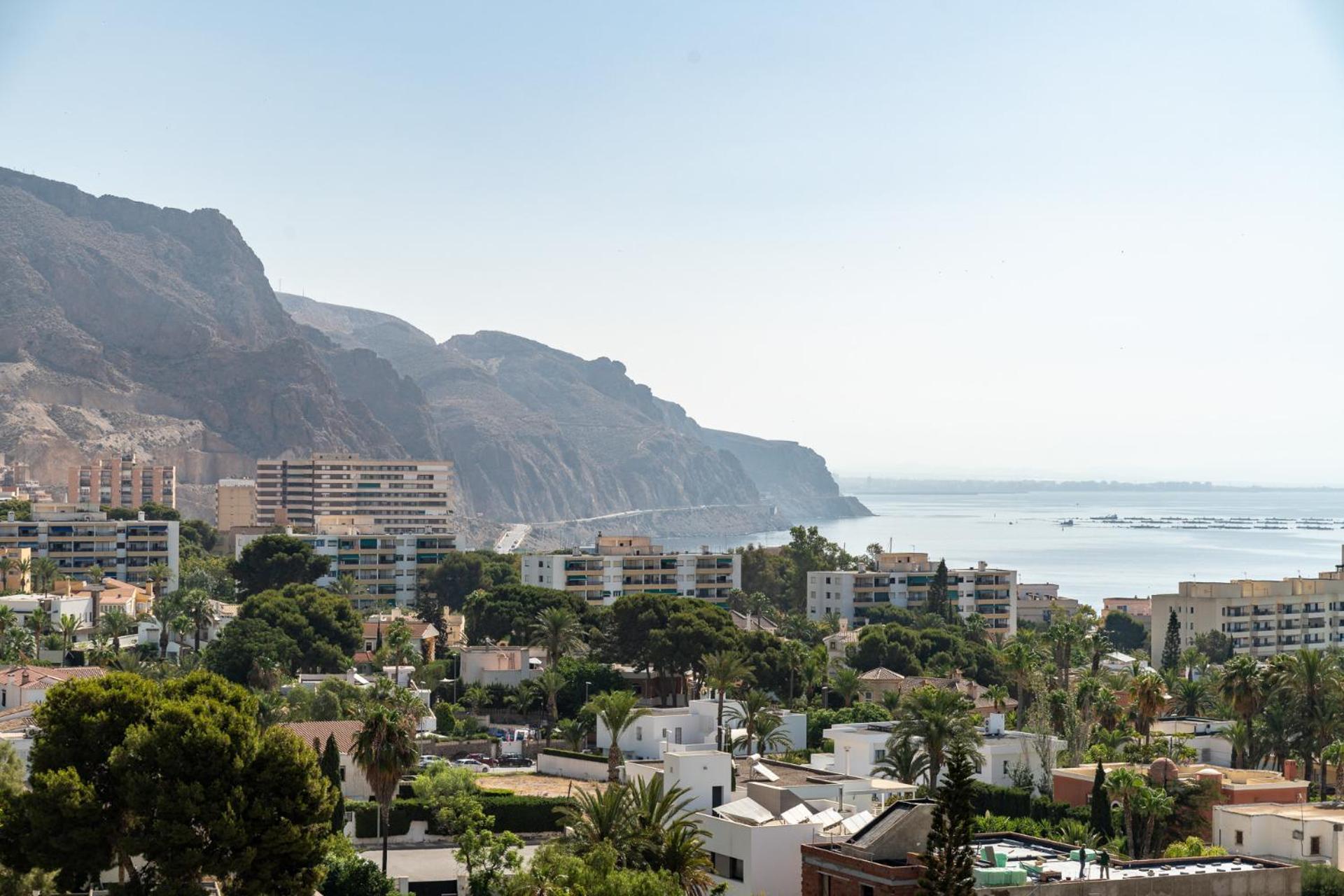 Brandnew Beachapartment - 2 Minutes Walking Distance To Beachside