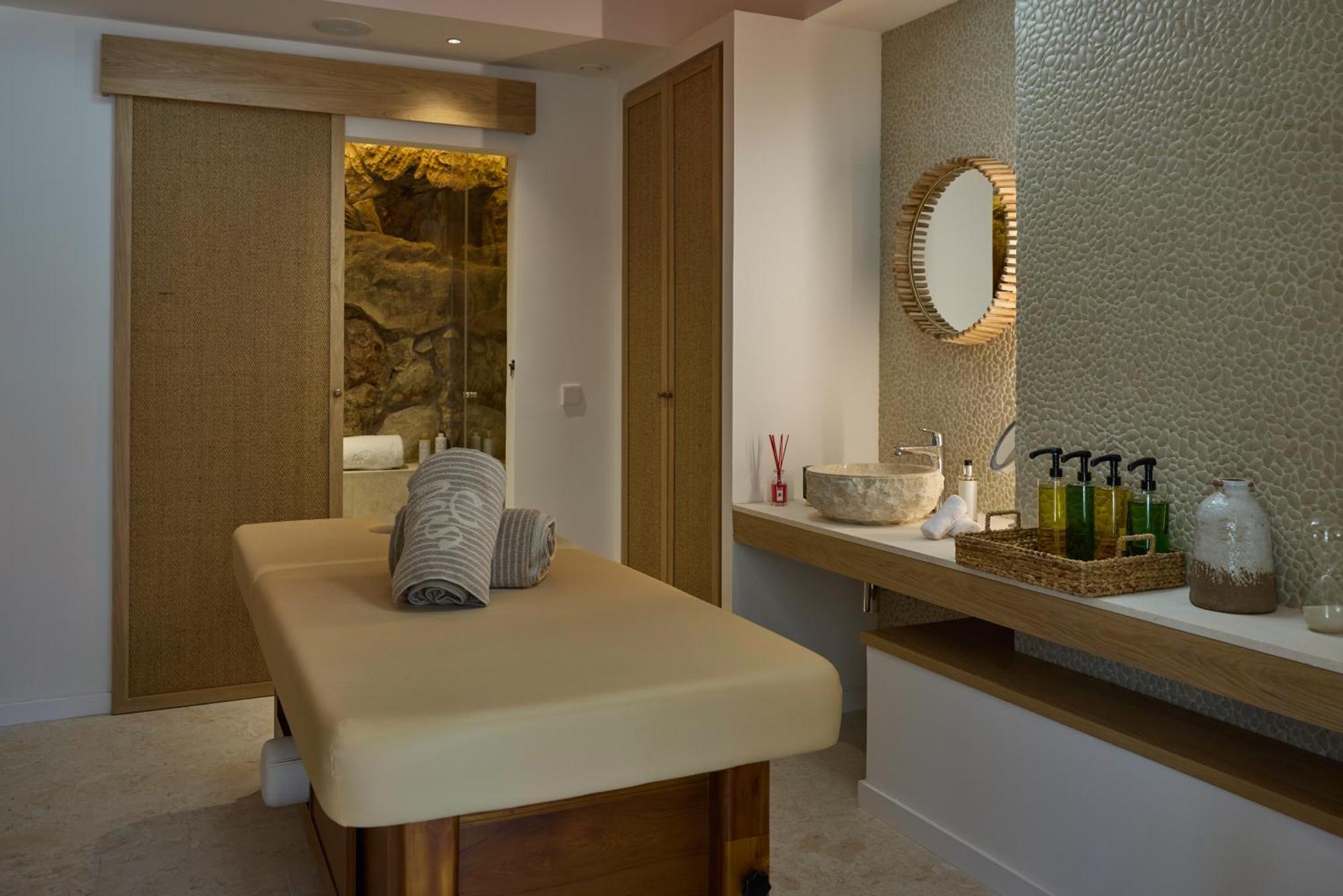 Cala San Miguel Ibiza, Curio Collection By Hilton, Adults Only