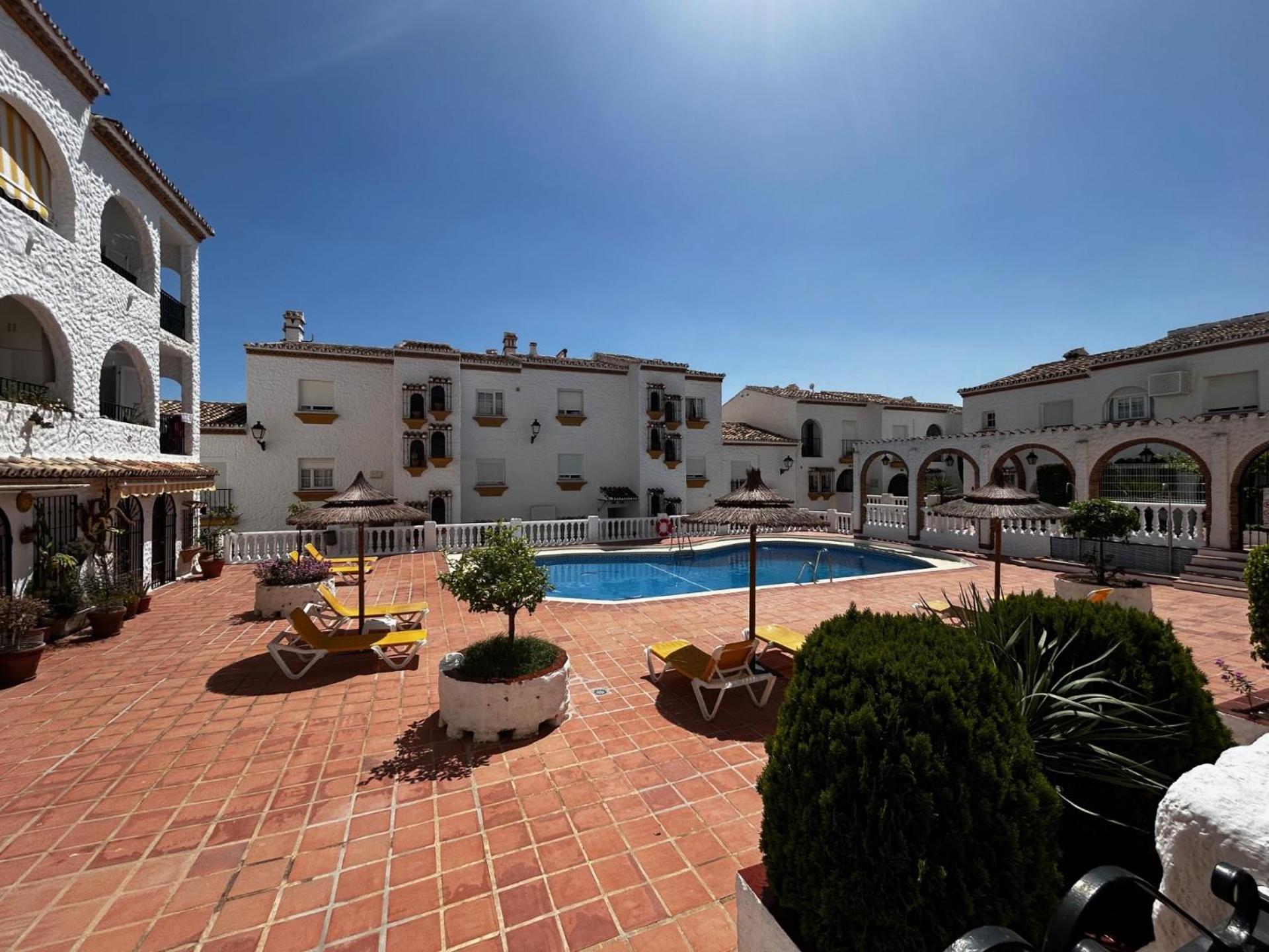 Tio Charles Village Benalmadena