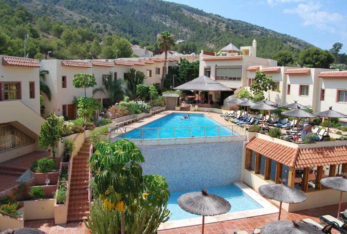 Albir Hills *