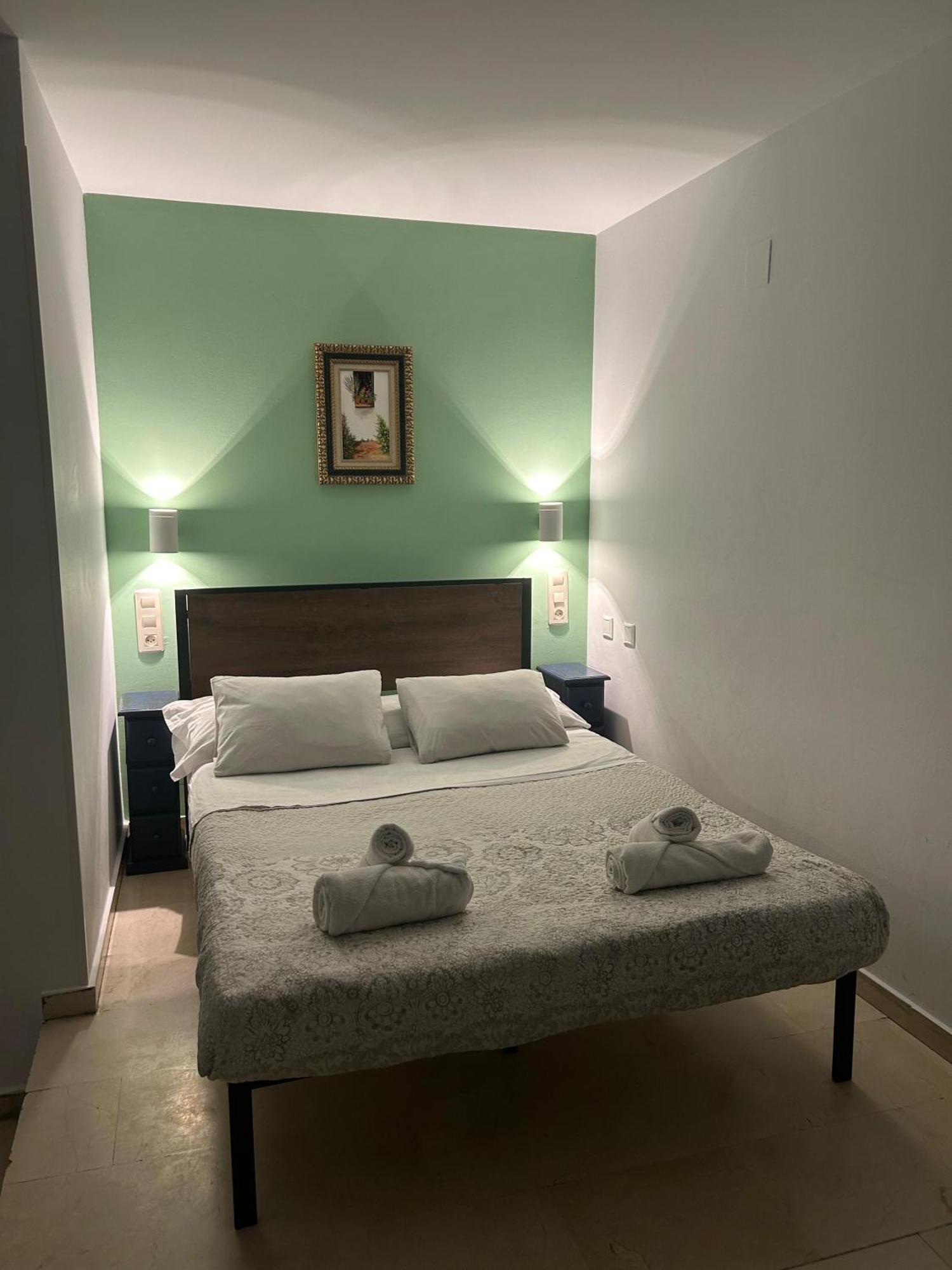 Hostal El Olivo 3* Granada