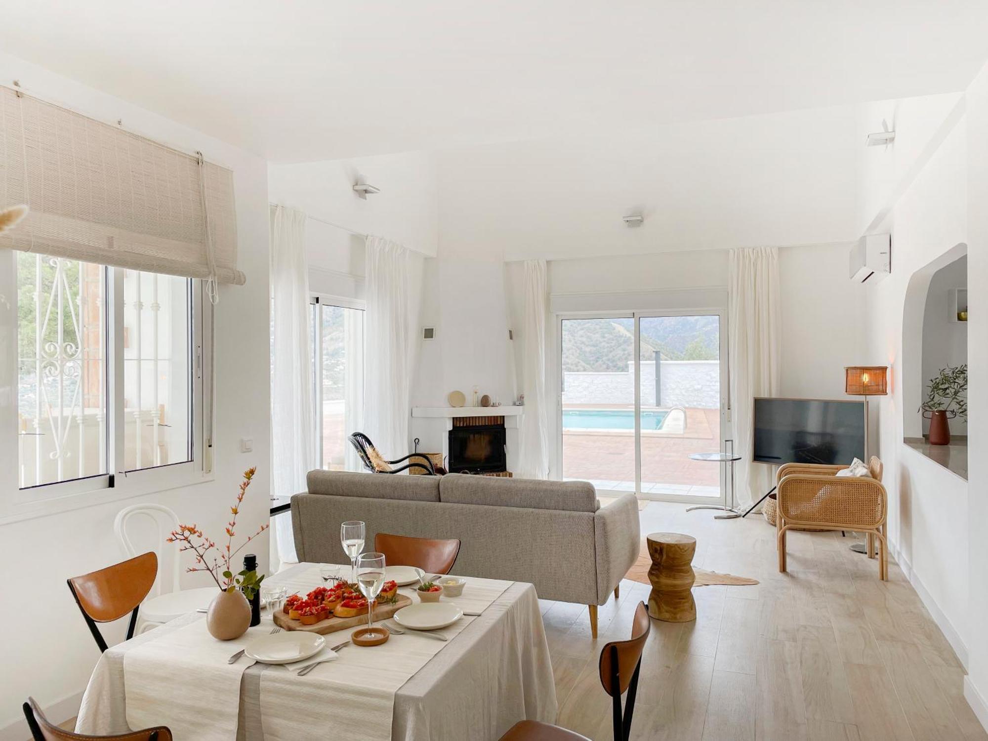 Luxury - Breathtaking Views - Hot Tub - 15' To Villa