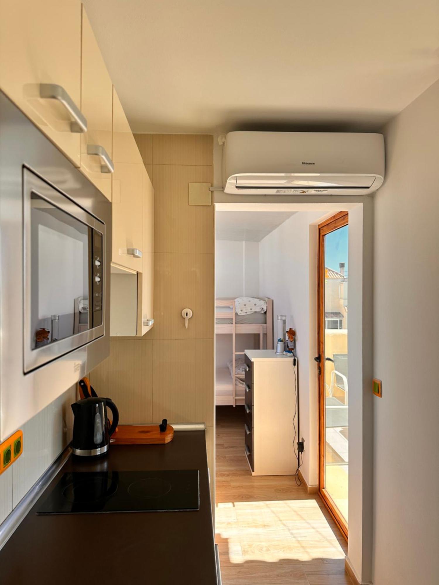 Apartamento With Sea View, 4 Persons, Swimming Pool And Bbq *
