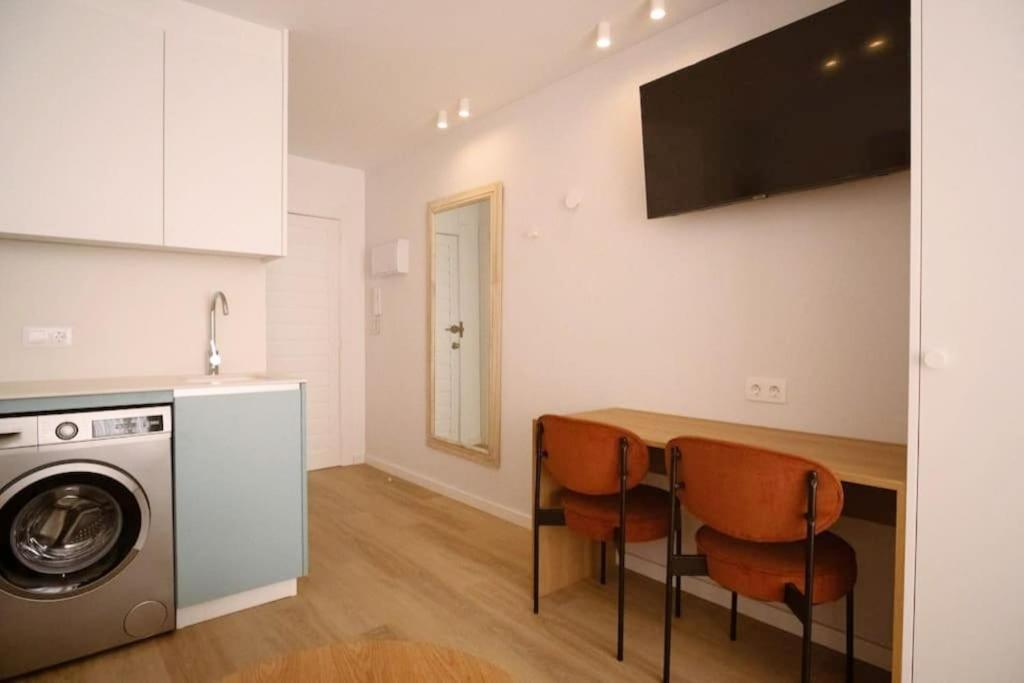 Luminoso Estudio Con Vistas Al Mar Apartamento