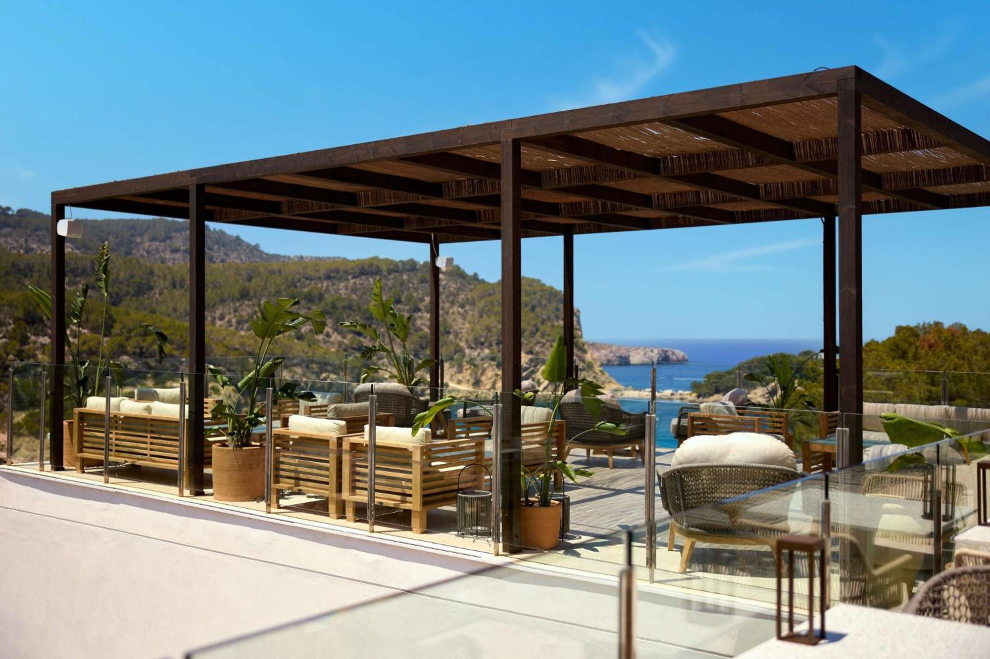 Cala San Miguel Ibiza, Curio Collection By Hilton, Adults Only 5*