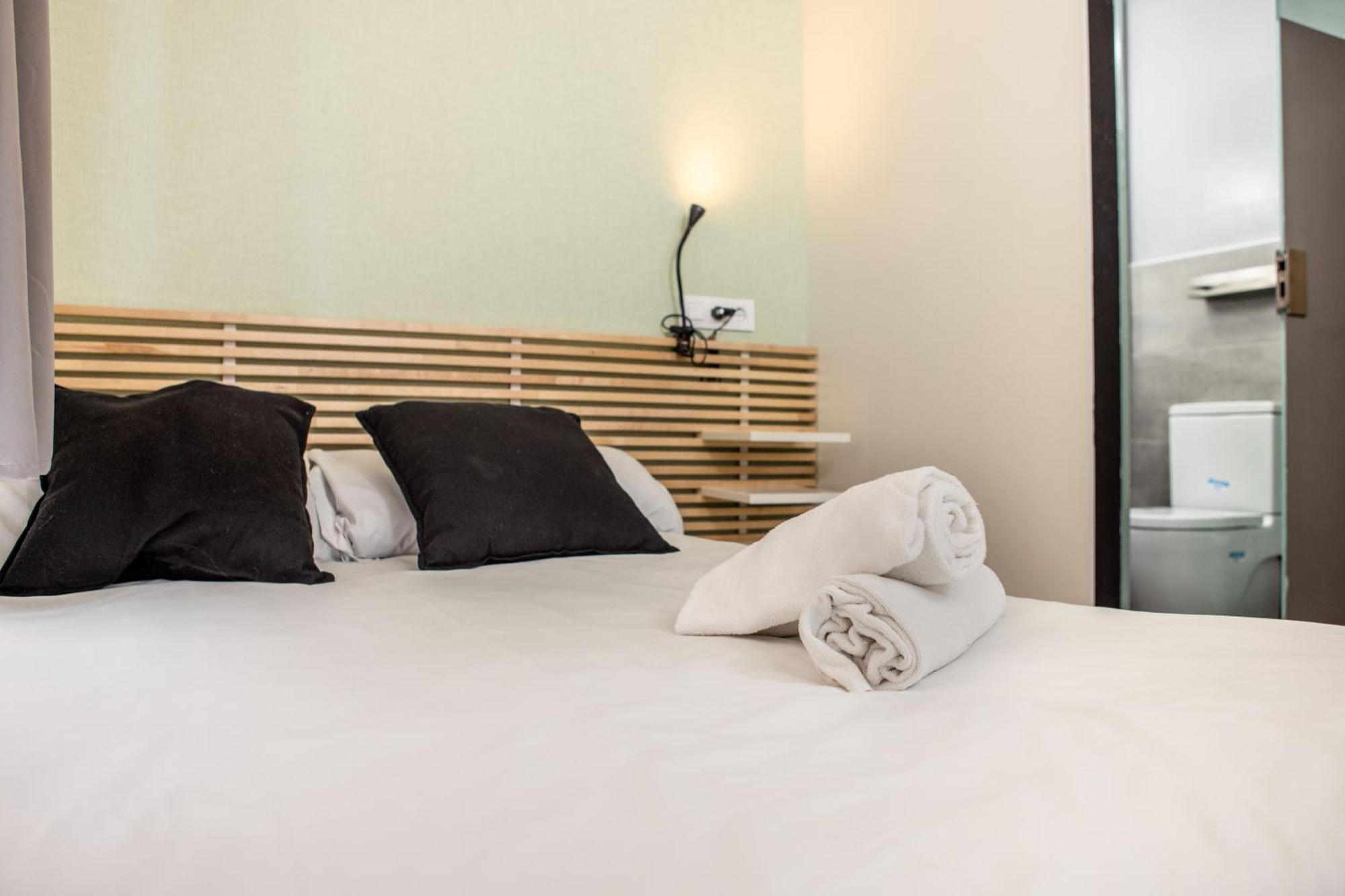 Urbany Bcn Go! Hostel