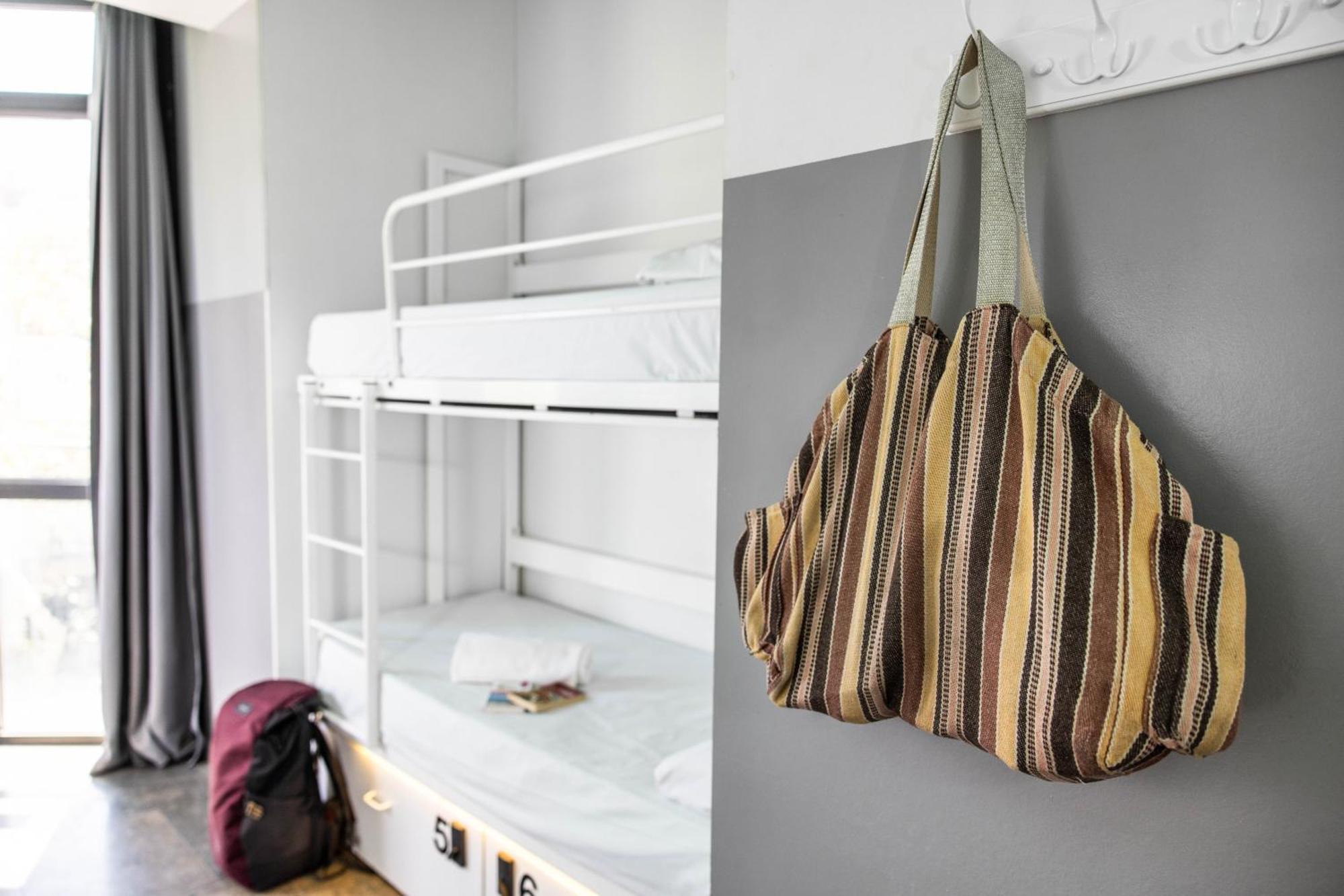 Hostel Urbany Bcn Go!