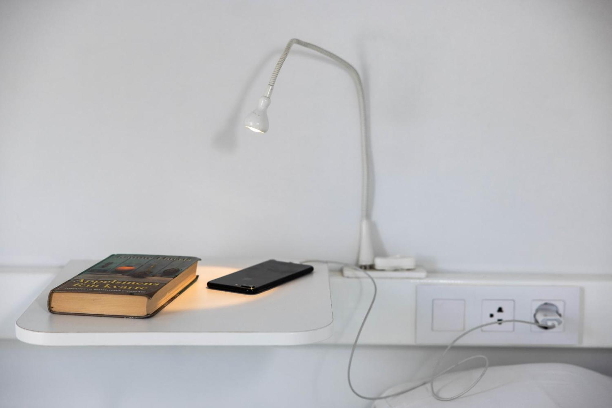 Hostel Urbany Bcn Go! *