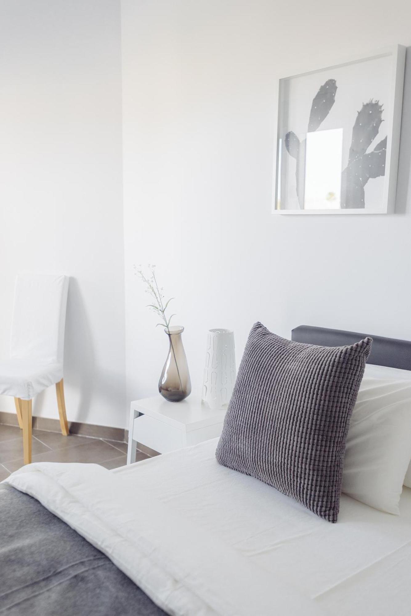 Cornisa Apartments