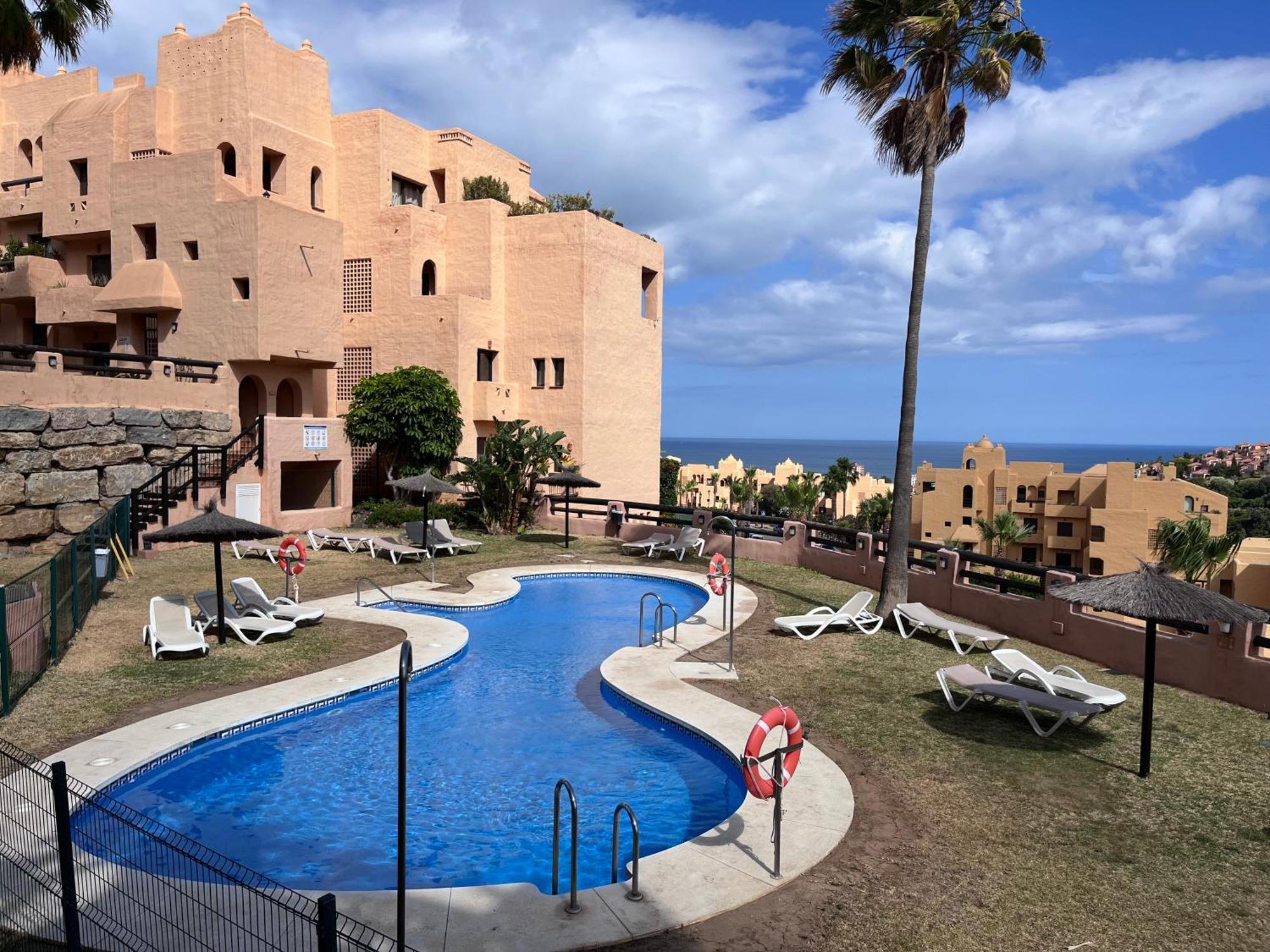 Oasis Coto Real Apartment San Luis de Sabinillas
