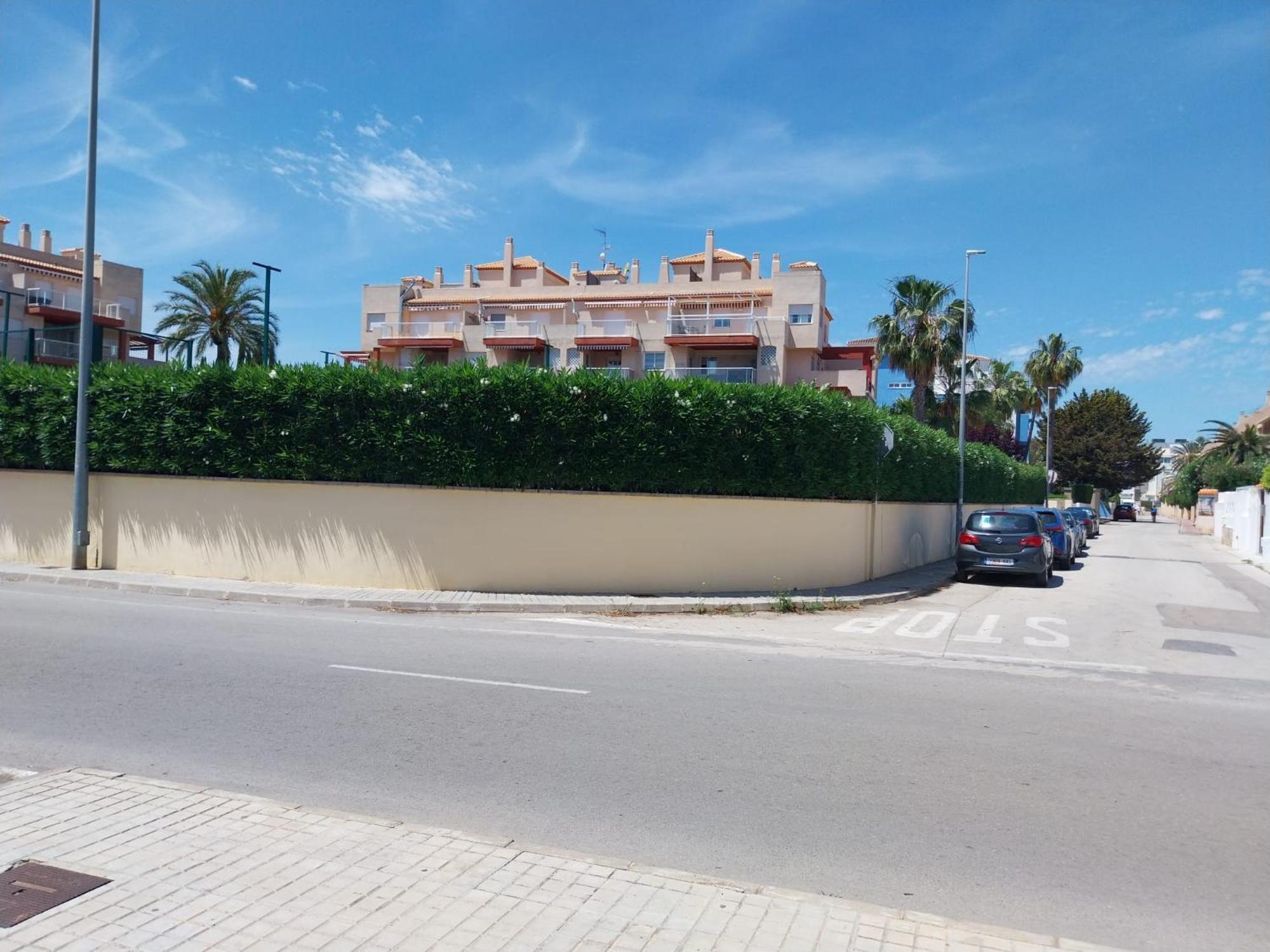Apartamento Acogedor Con Terraza Y Vistas Al Jardin *