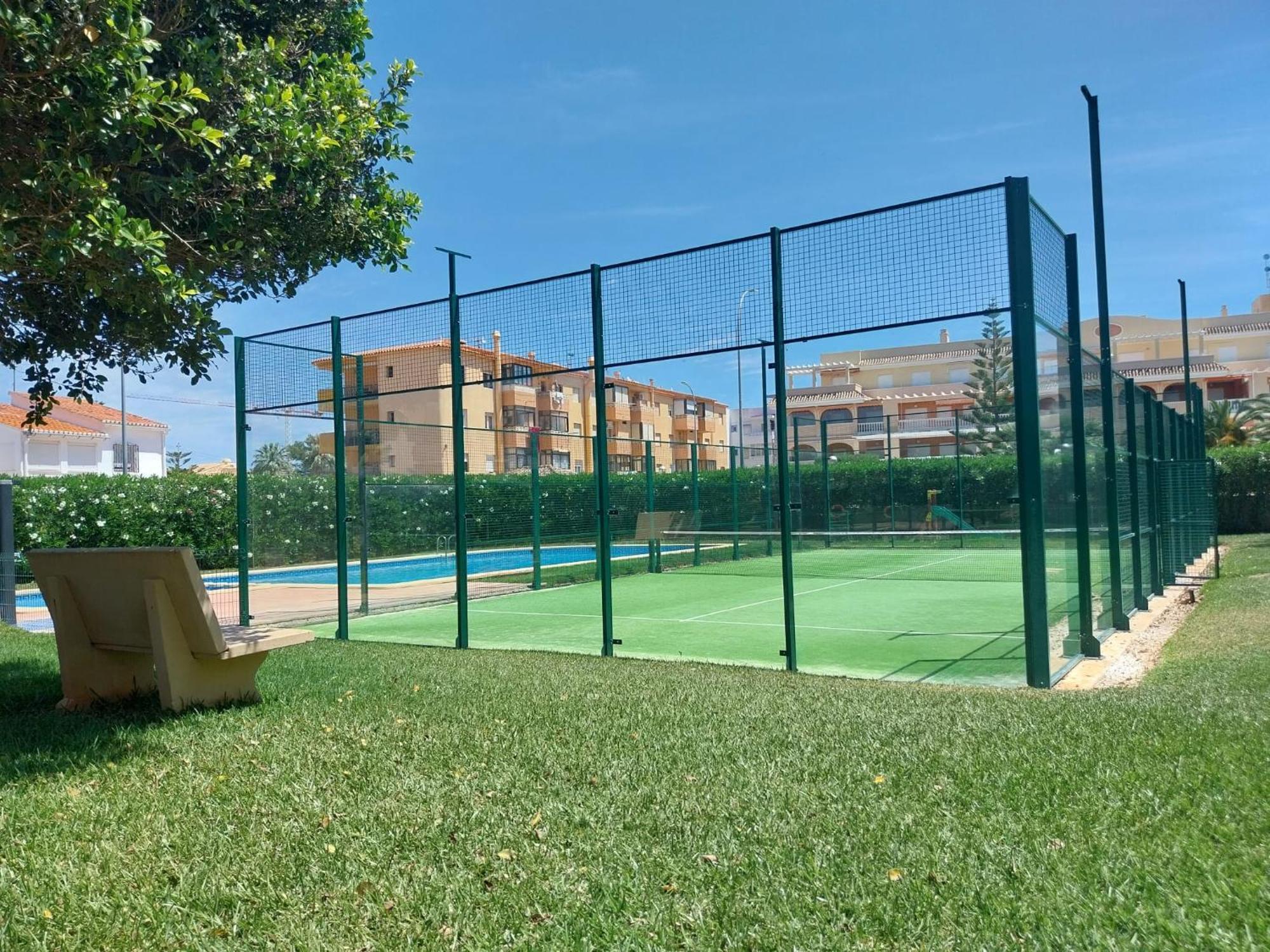 Acogedor Con Terraza Y Vistas Al Jardin