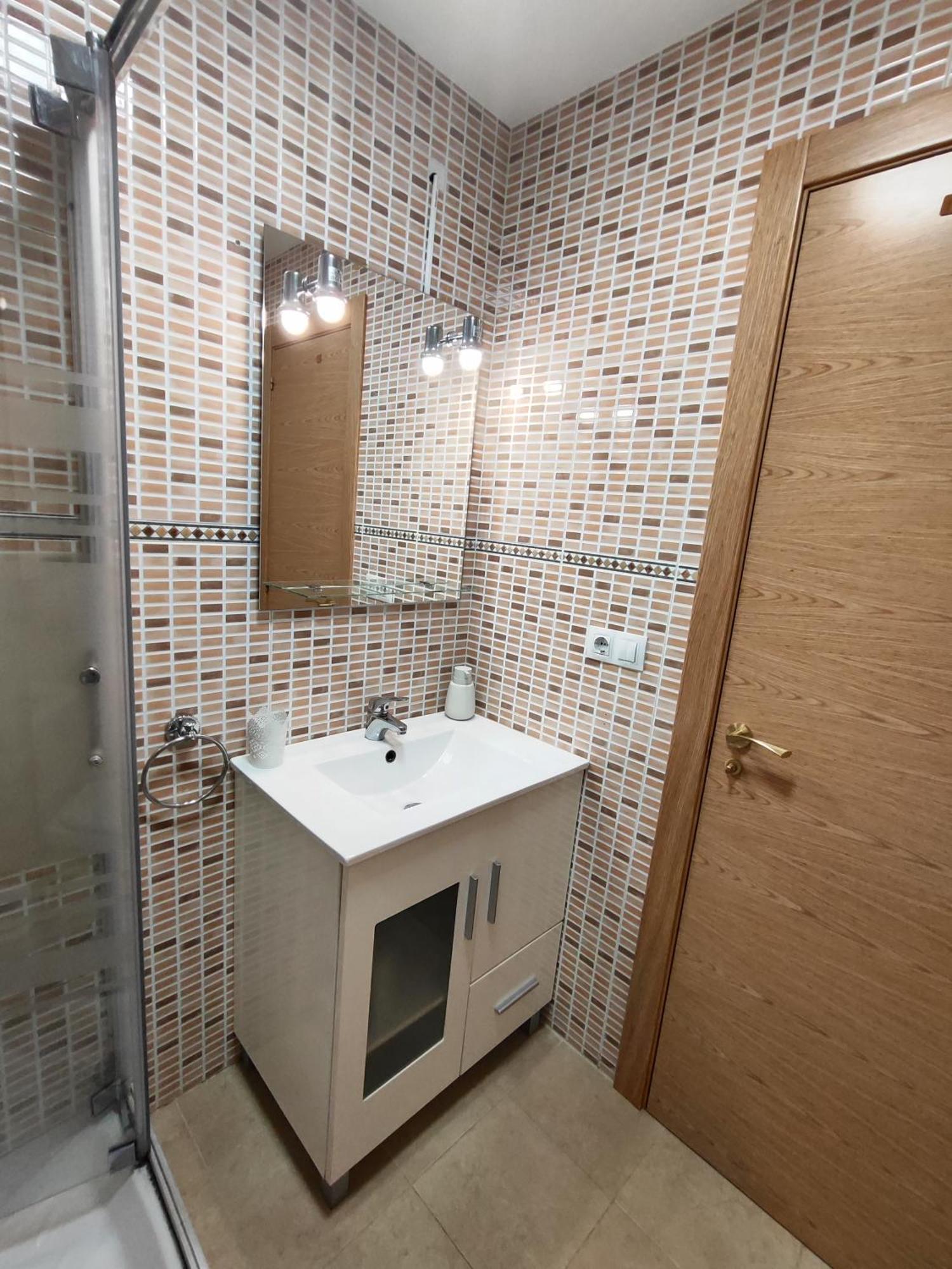Apartment Altos De La Hayuela, A 7 Min De Comillas
