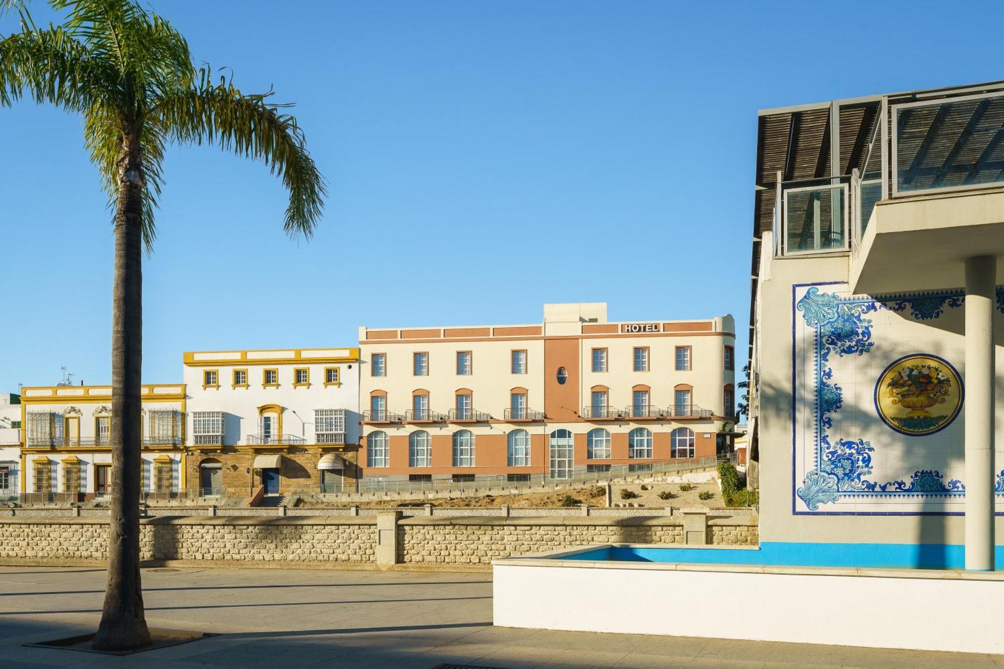 Alborán Chiclana Hotel