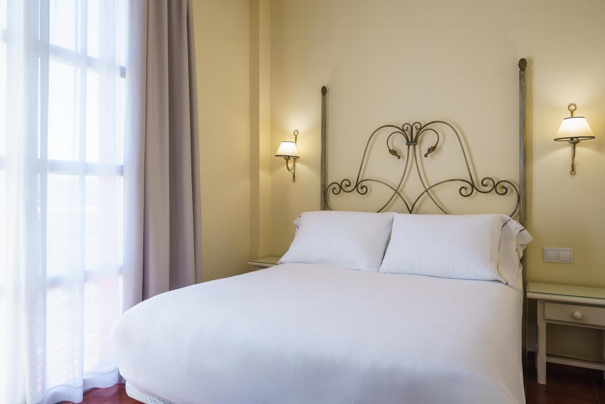 Alborán Chiclana Hotel 3*
