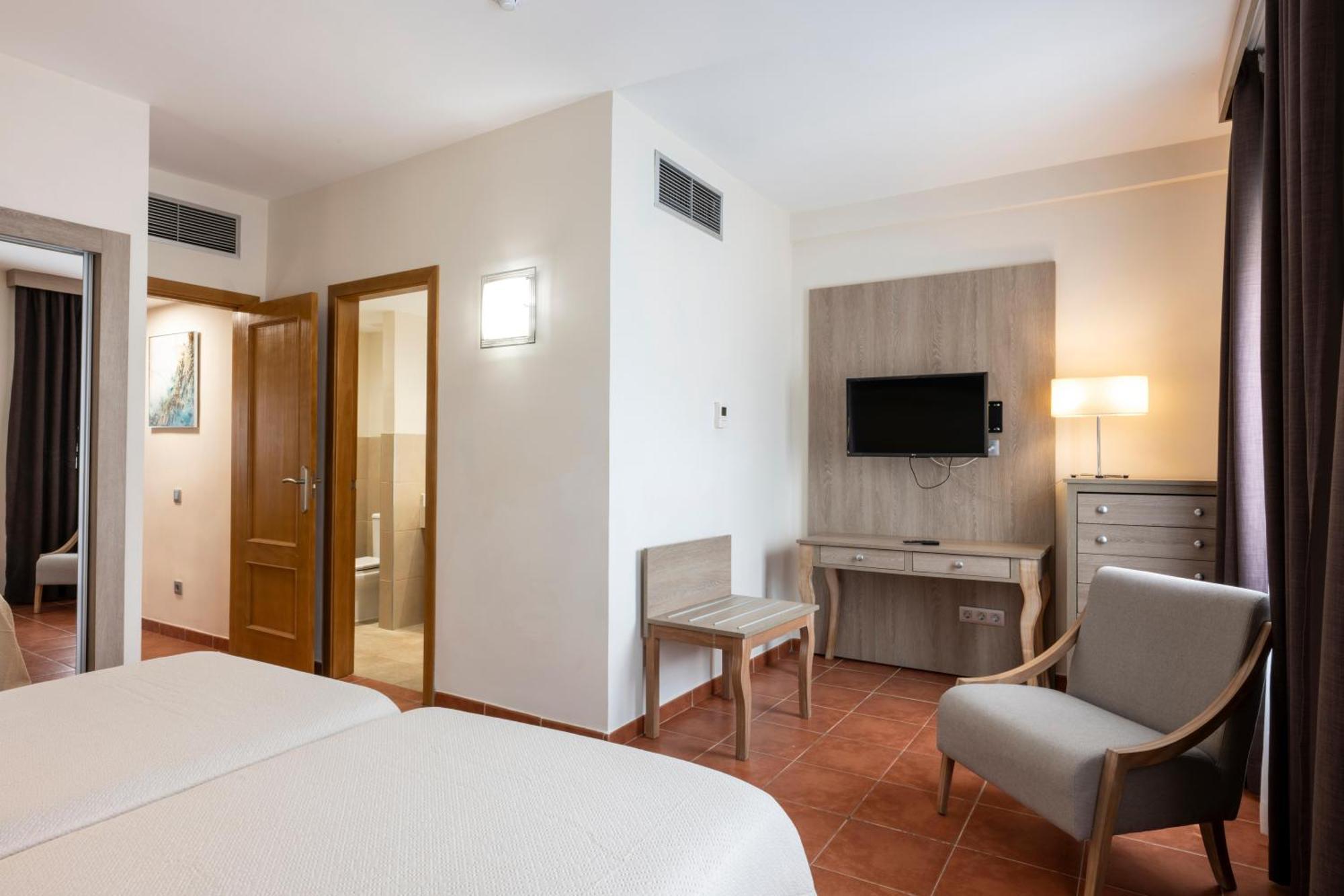 Gf Isabel Hotel 4*