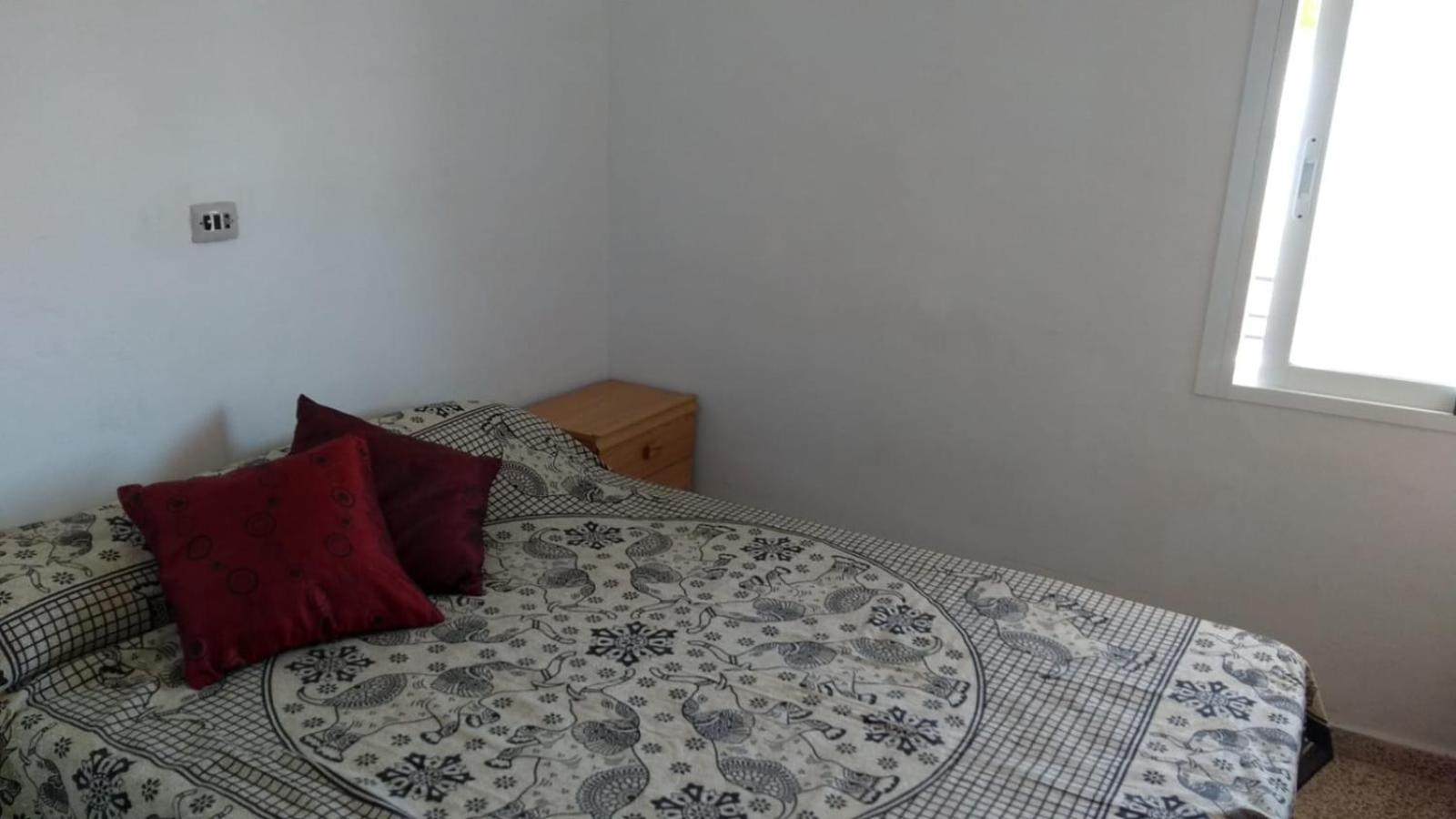 Apartamento Primera Línea De Playa, 3 Habitaciones, Terraza Sobre El Mar, 4º Sin Ascensor