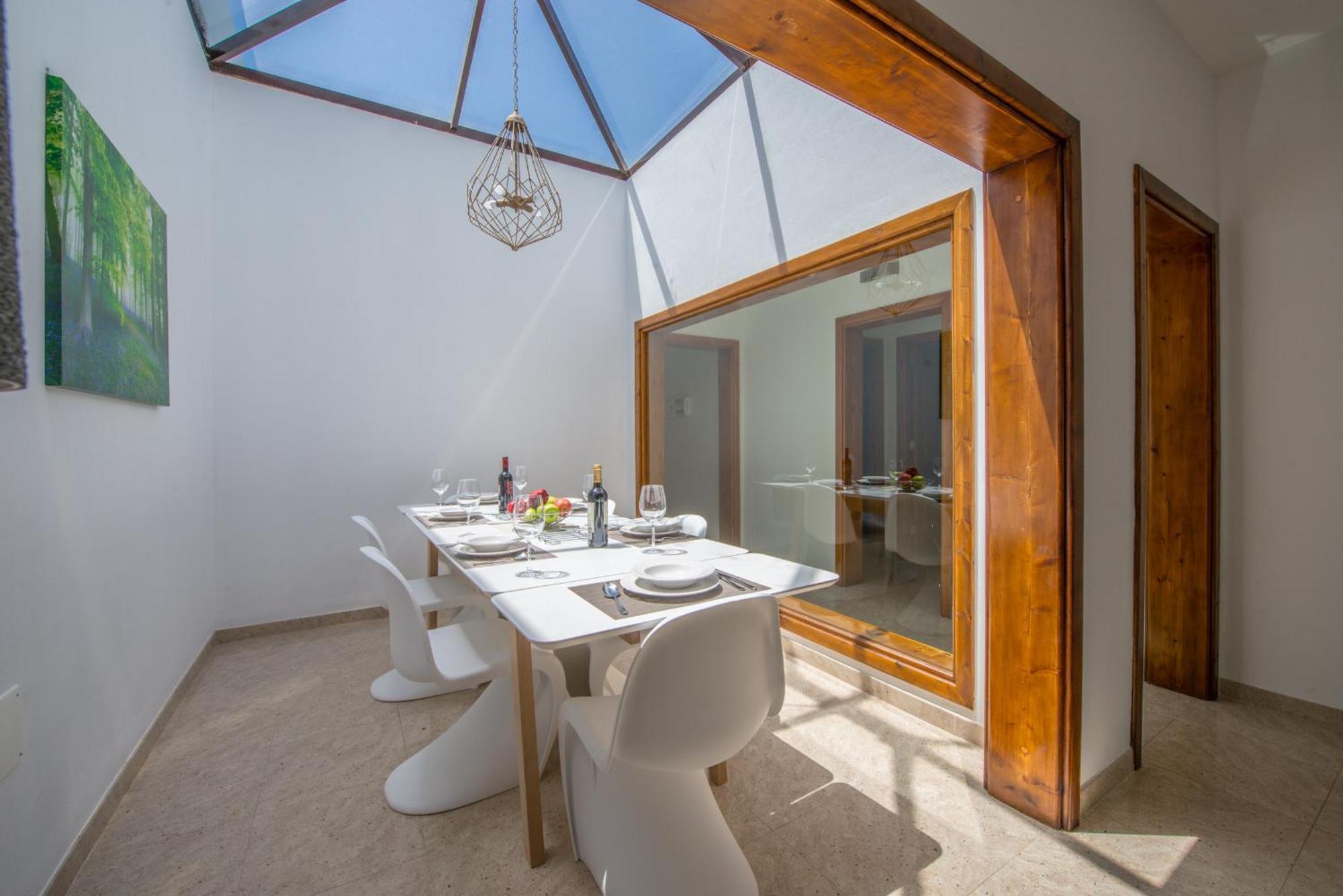 Сasa de vacaciones Casa Vacacional Con Piscina Climatizada Y Jacuzzi