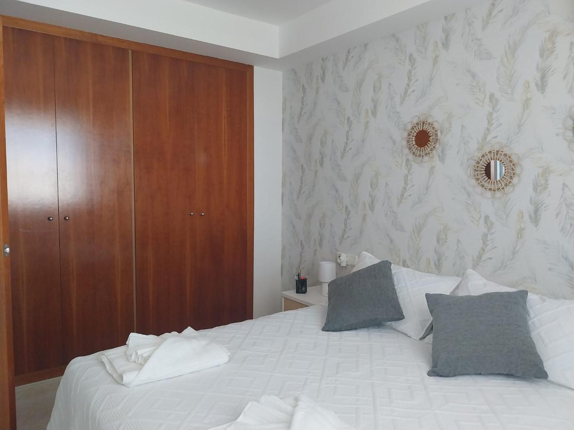Apartamento Acogedor Con Terraza Y Vistas Al Jardin *