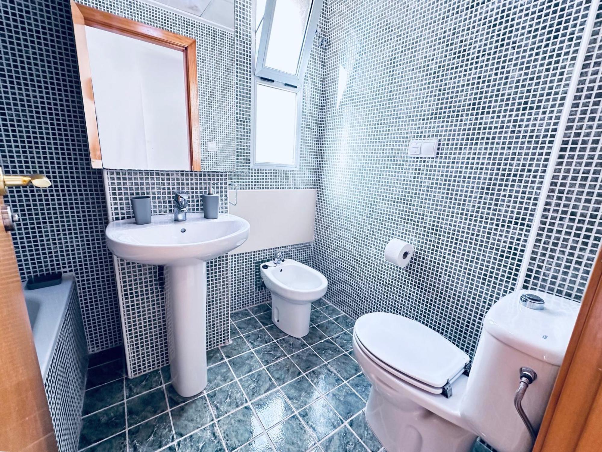 Apartamento Familiar A 1 Min Del Mar *