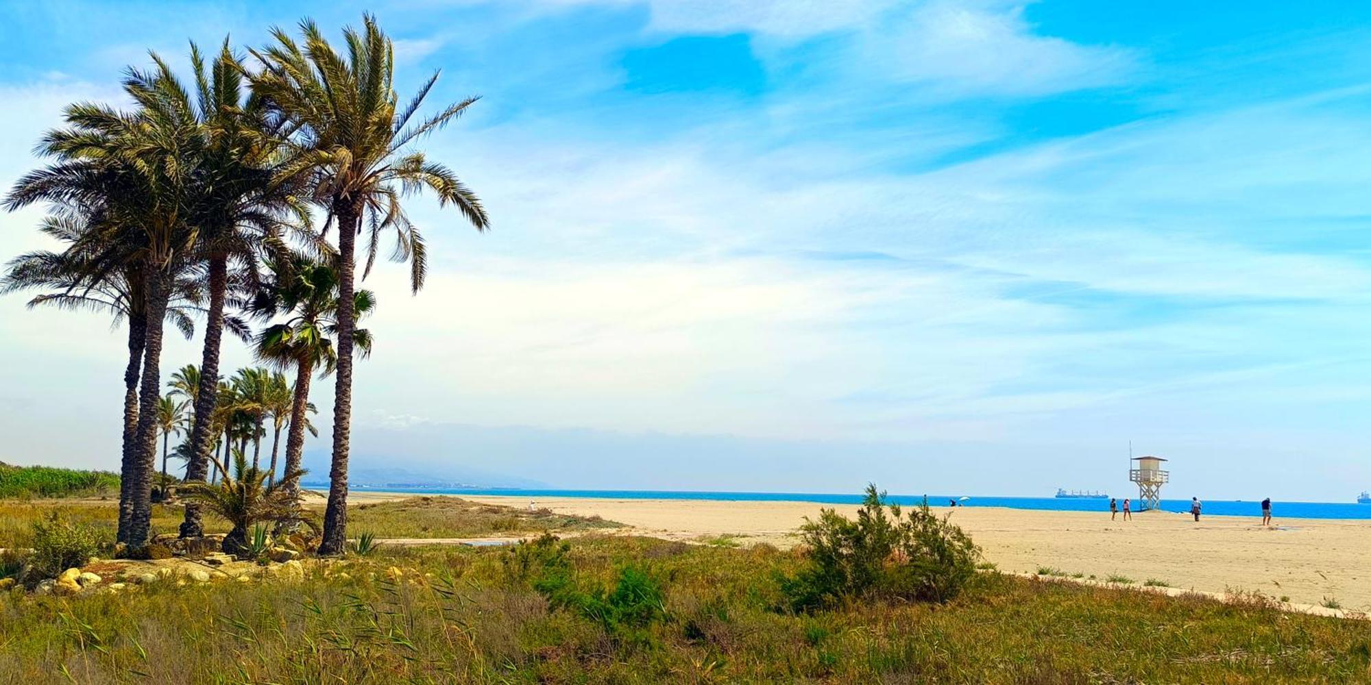 Atico En A 200m De La Playa Apartamento *