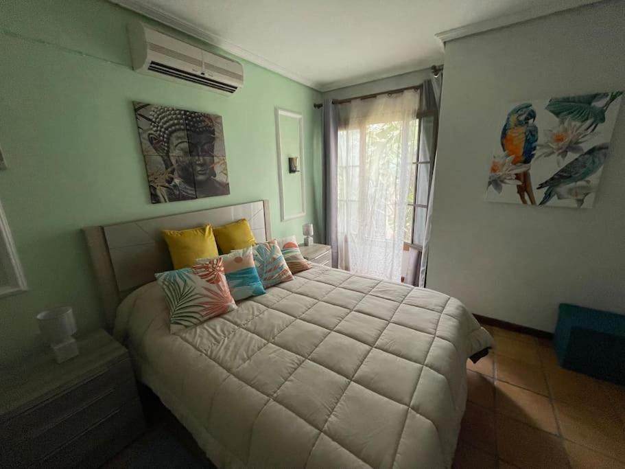 Magnifico 2 Plantas 110 M,con 3 Piscinas Holiday home *