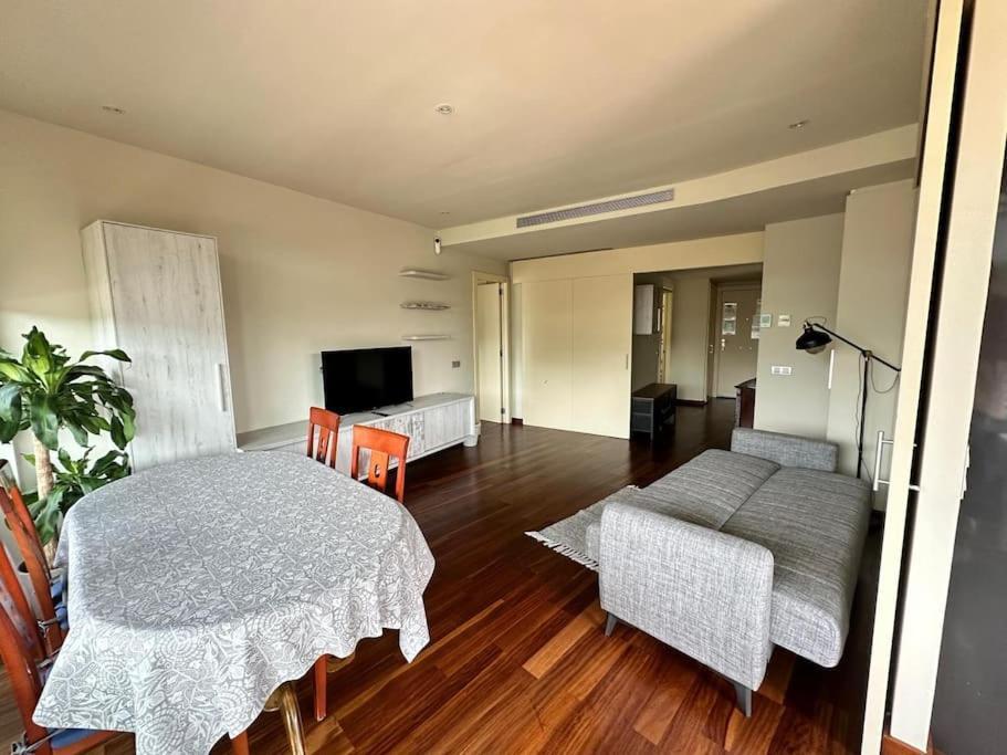 Family Forum Barcelona Con Piscina, Parking Y Playa A 5min