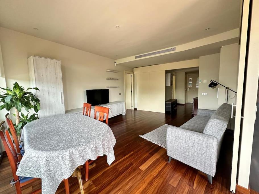Apartamento Family Forum Barcelona Con Piscina, Parking Y Playa A 5min