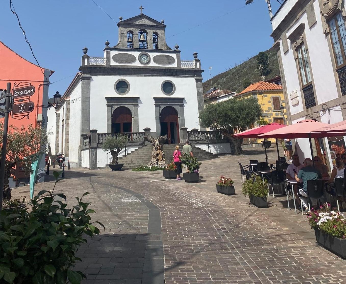 Casa De La Plaza San Mateo *