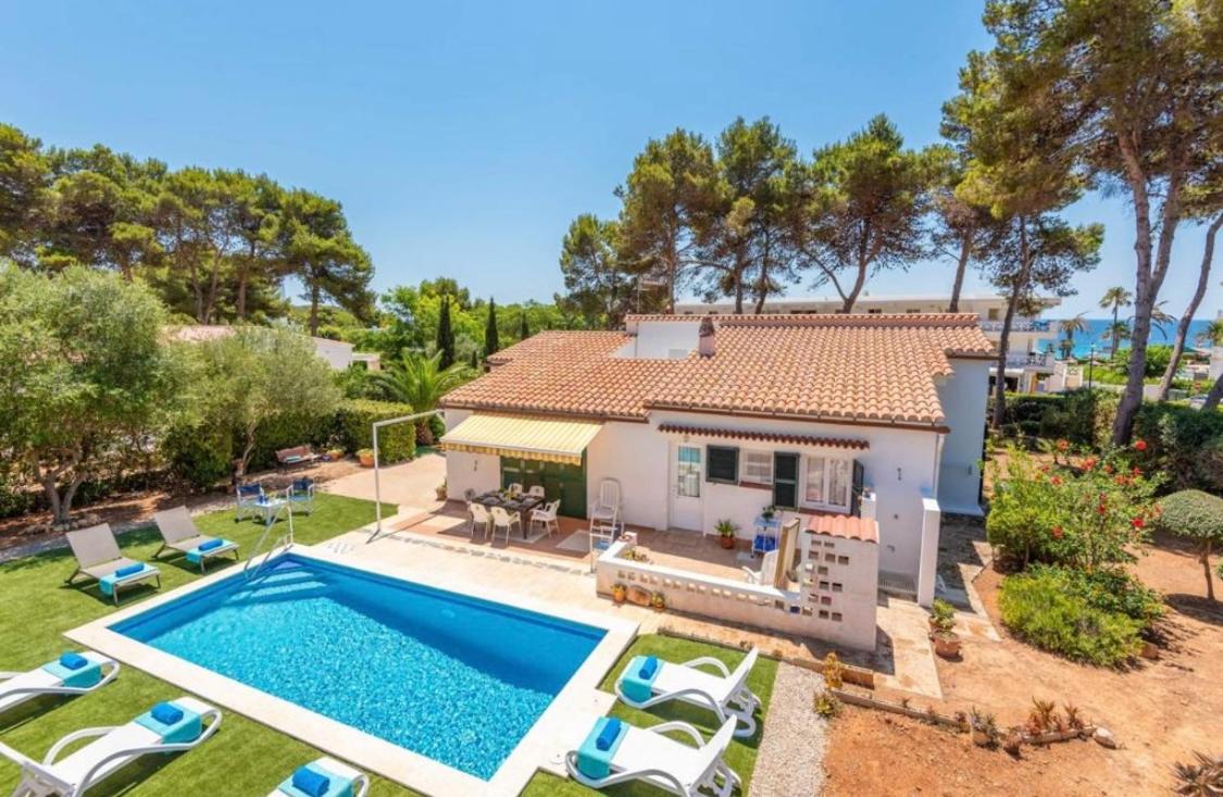 Rustic Garden Minorcan Style With Private Pool And Sea