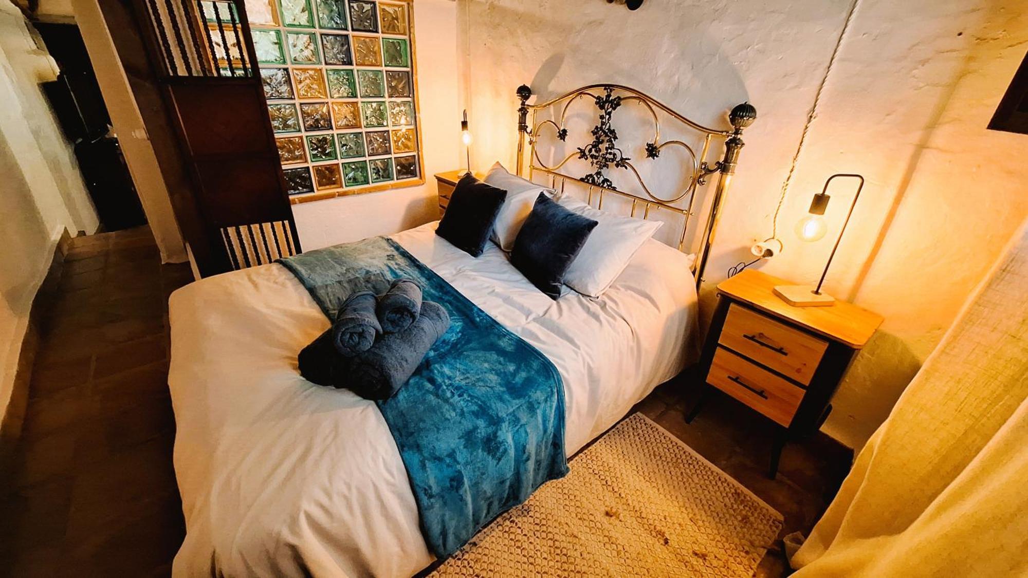 Burros Bed & Breakfast Totalan
