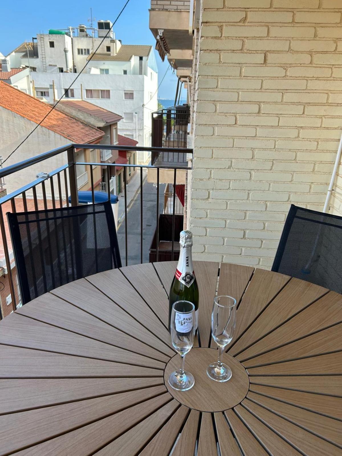 Apartamento Casa-luctor Et Emergo