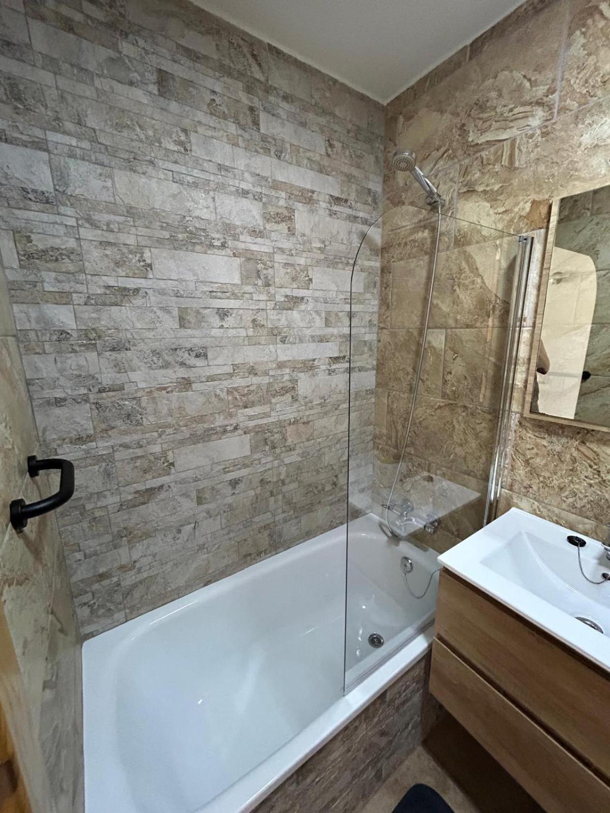 Apartamento Casa-luctor Et Emergo