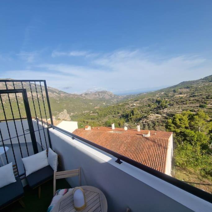 Piso Vistas Montanas Y Mar Apartamento *