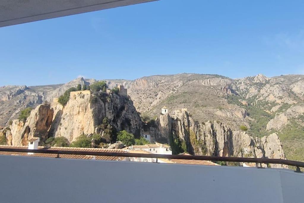 Piso Vistas Montanas Y Mar Apartamento *