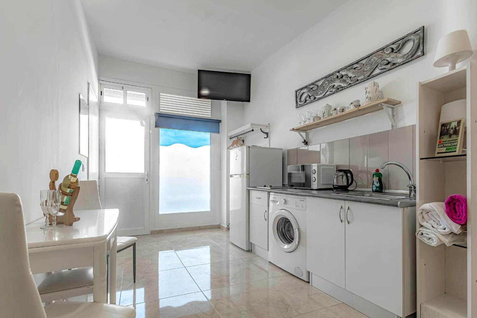 Apartment On Pinta Costa Adeje (Tenerife)
