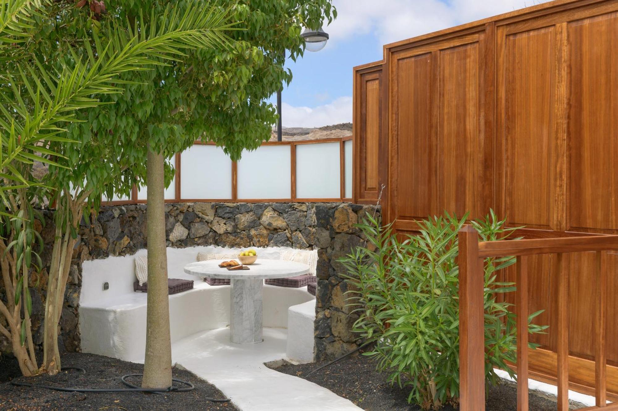 Aquablanca Deluxe En Apartment