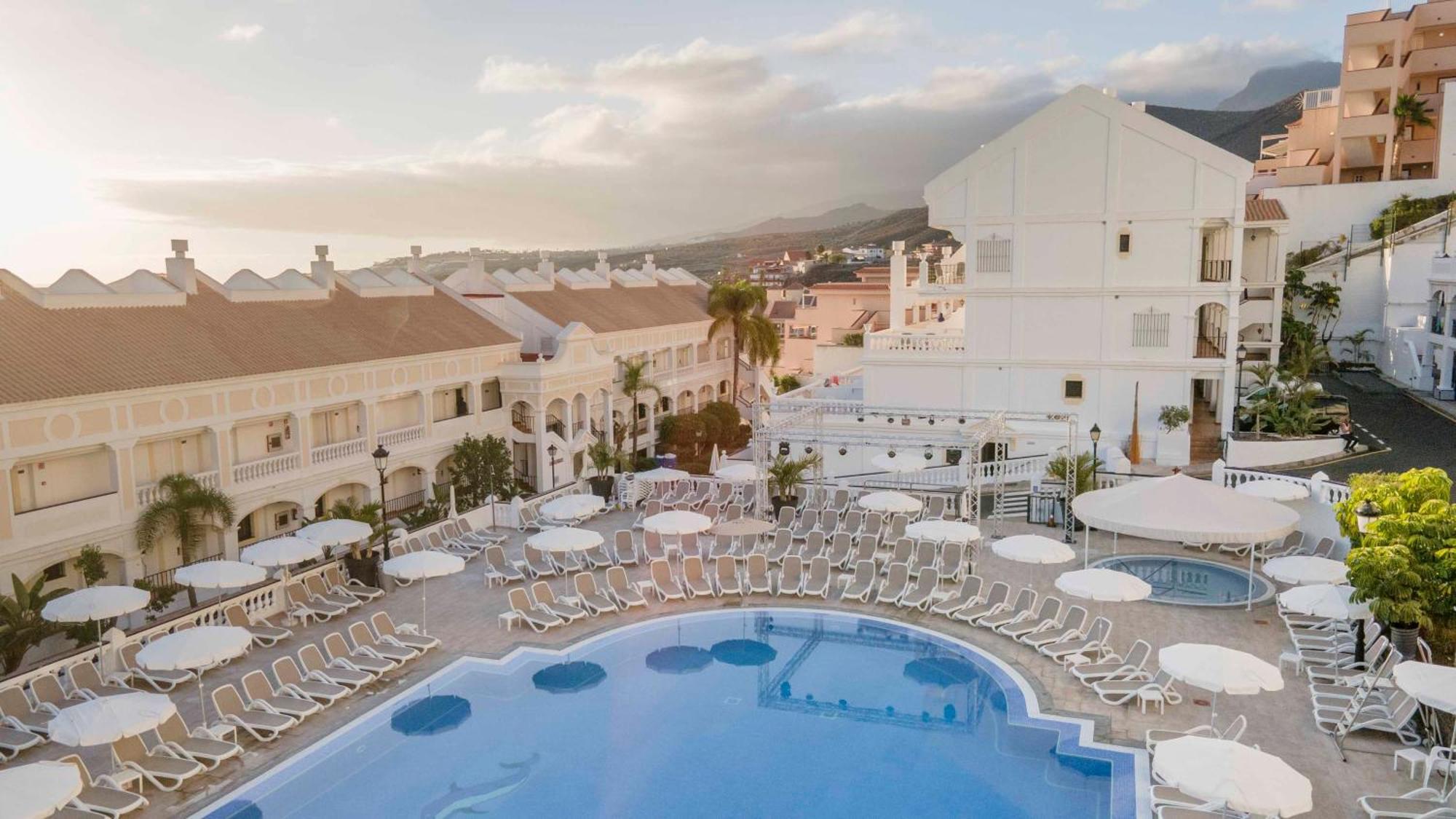 Hollywood Mirage - Excel & Aparthotel 3*