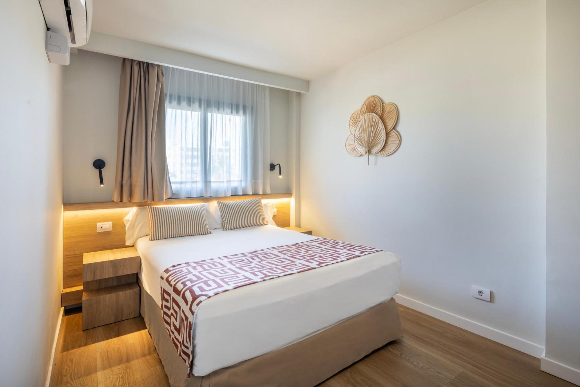 Livvo Anamar Hotel 4*